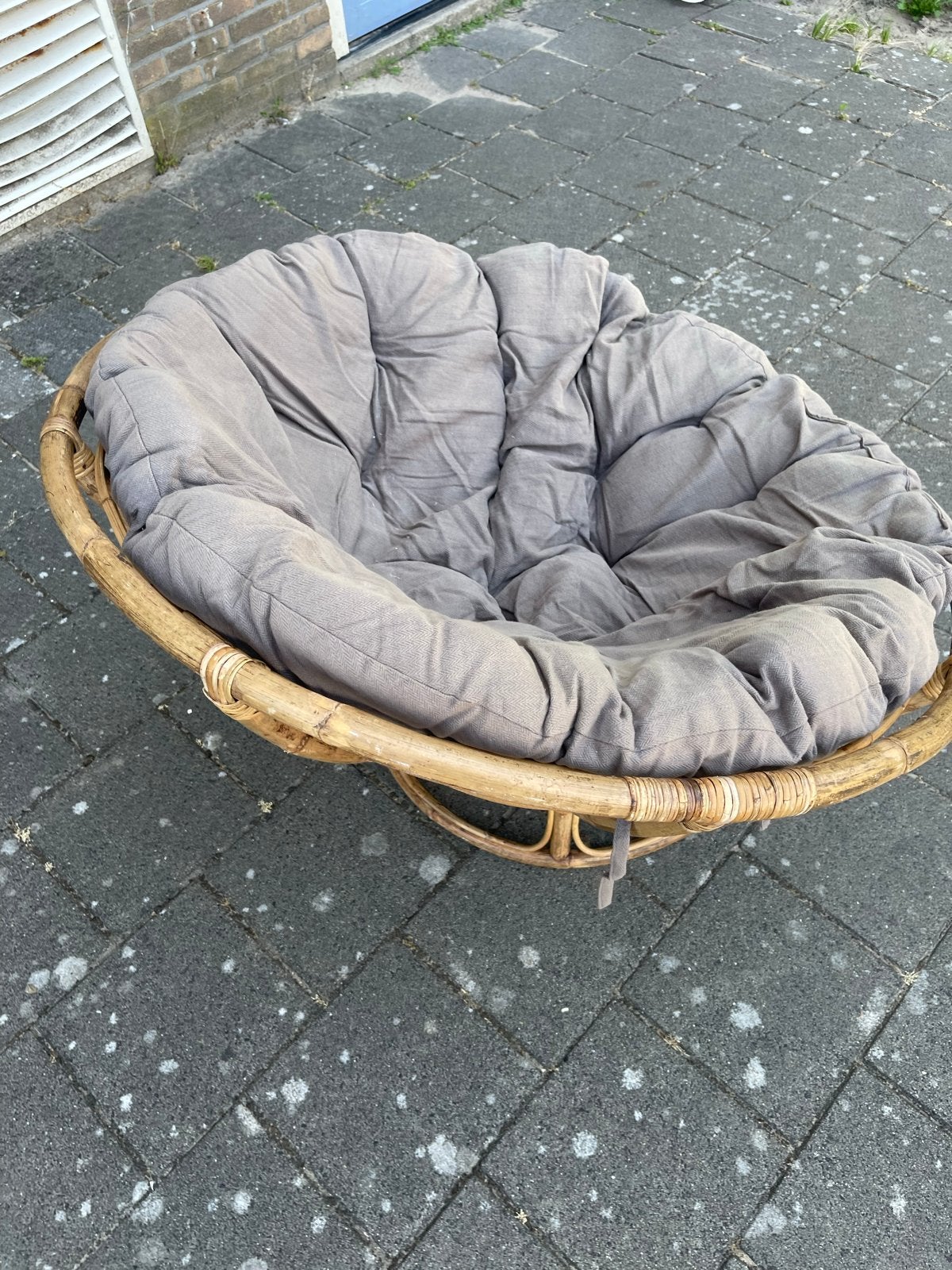 Papasan stoel met kussen - Rotan fauteuil, Huis en Inrichting, Stoelen, Ophalen, Gebruikt, Riet of Rotan, Eén