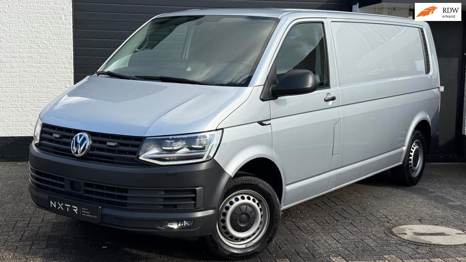 Volkswagen TRANSPORTER 2.0 TDI L2H1 DSG | ACC | Navi | LED |, Dealer onderhouden, Stof, Gebruikt, 4 cilinders