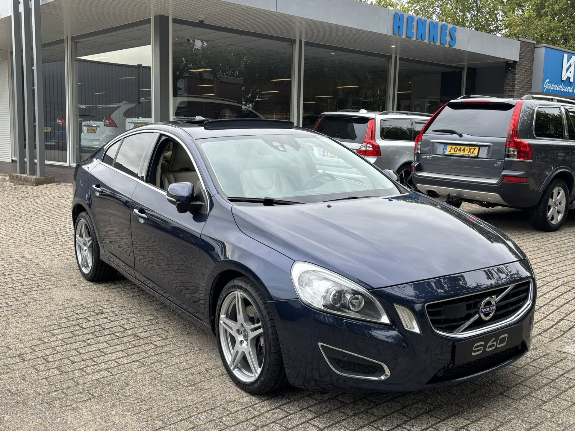 Volvo S60 3.0 T6 AWD Summum ACC Schuifdak Standkachel FourC, Automaat, Euro 5, Blauw, S60