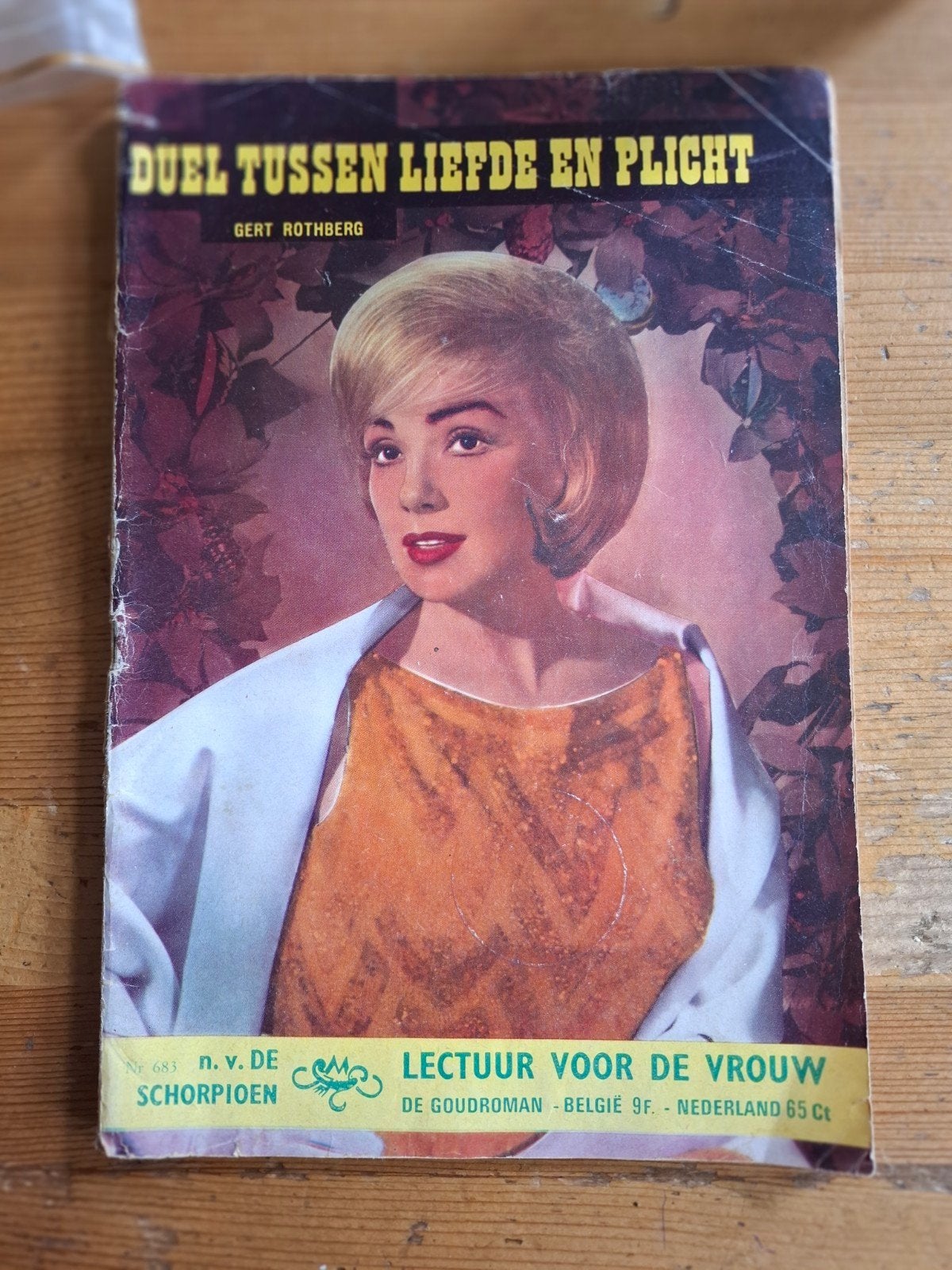 3x Lectuur voor de Vrouw uit de jaren '60 - Schorpioen, Boeken, Ophalen of Verzenden