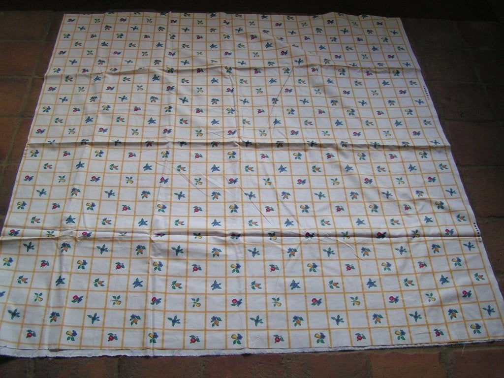 coupon katoen met fruit motiefjes nr EE 791, Verzenden, 120 cm of meer, Katoen, Nieuw