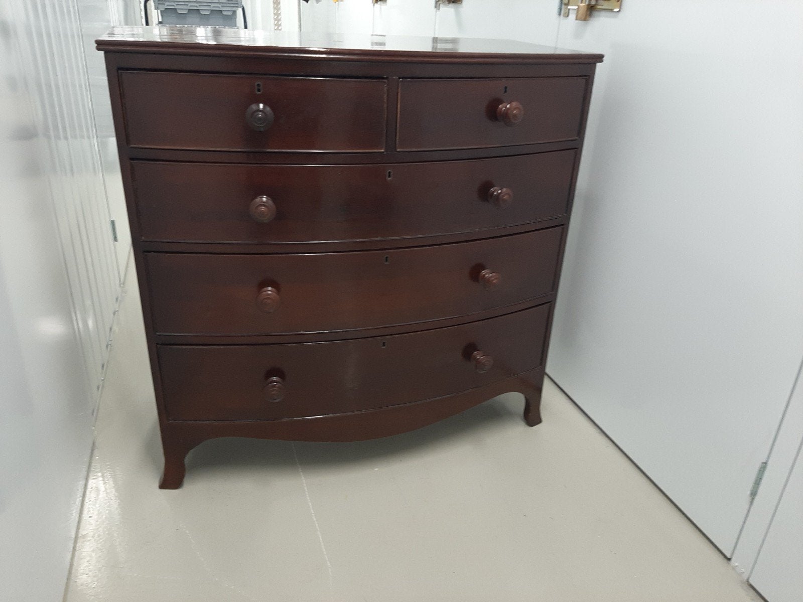 Antiek vintage ladenkast, Ophalen