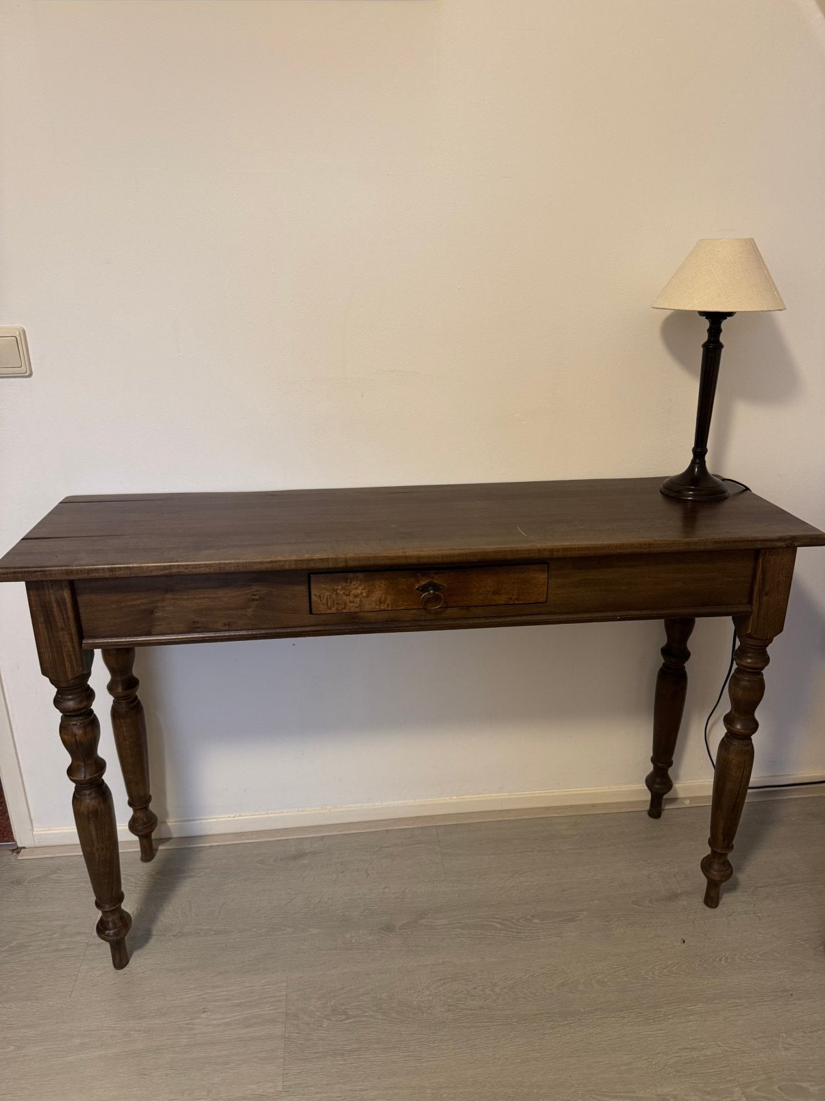 Antieke houten sidetable met lade, Ophalen