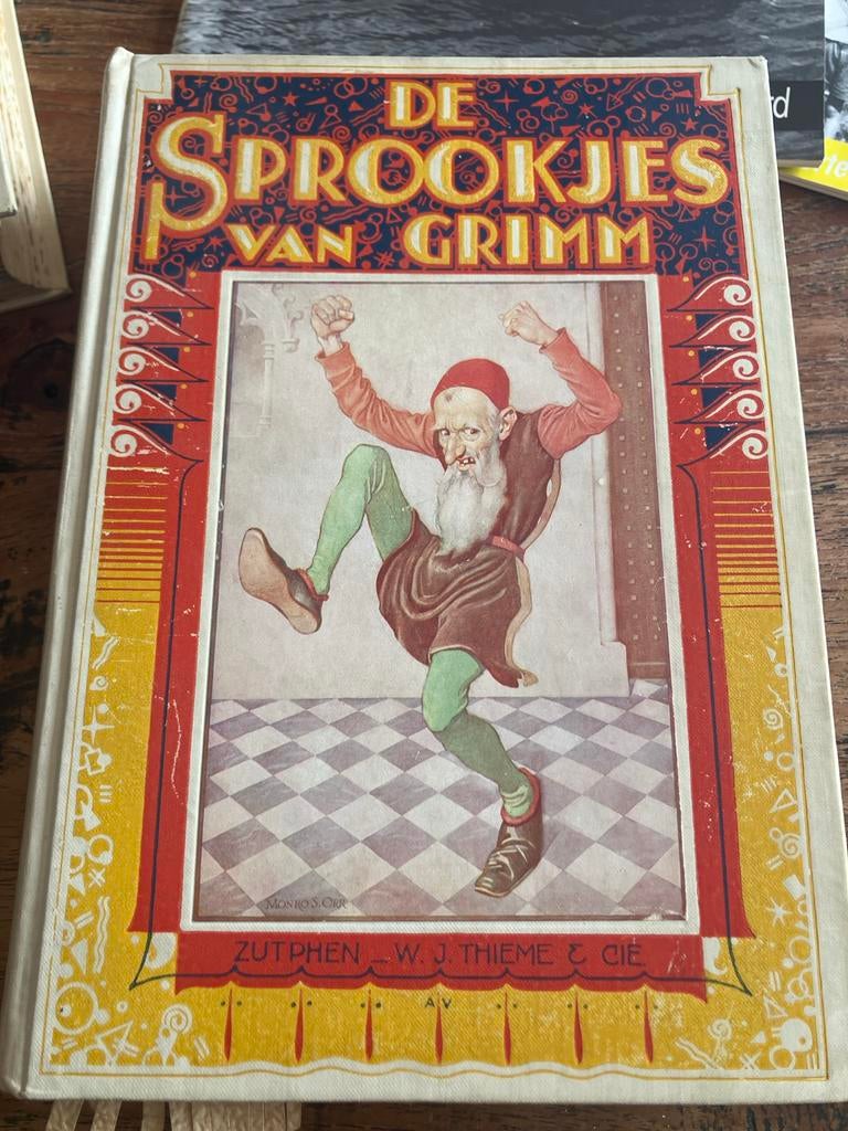 De Sprookjes van Grimm - Uitgave 1935, Ophalen of Verzenden, Gelezen