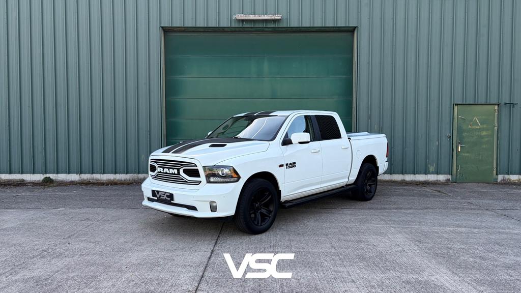 Dodge RAM 1500 5.7 V8 4x4 LPG 2018, Auto's, Automaat, 3500 kg, 5654 cc, 0 kg