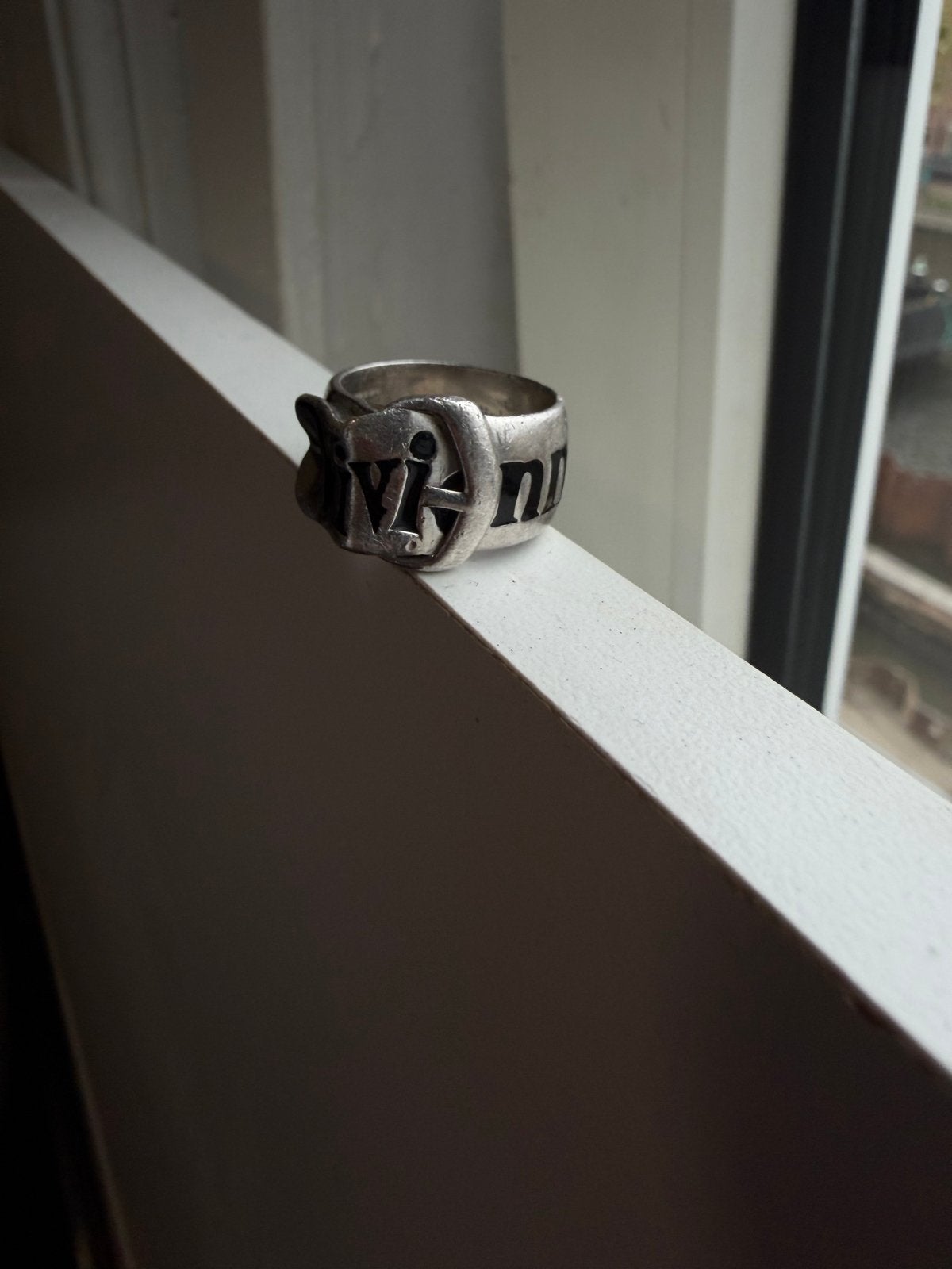 Vivienne Westwood Belt Ring M PLATINUM/BLACK Enamel 925 Zilv, Ophalen of Verzenden, Zo goed als nieuw, 17 tot 18, Dame of Heer