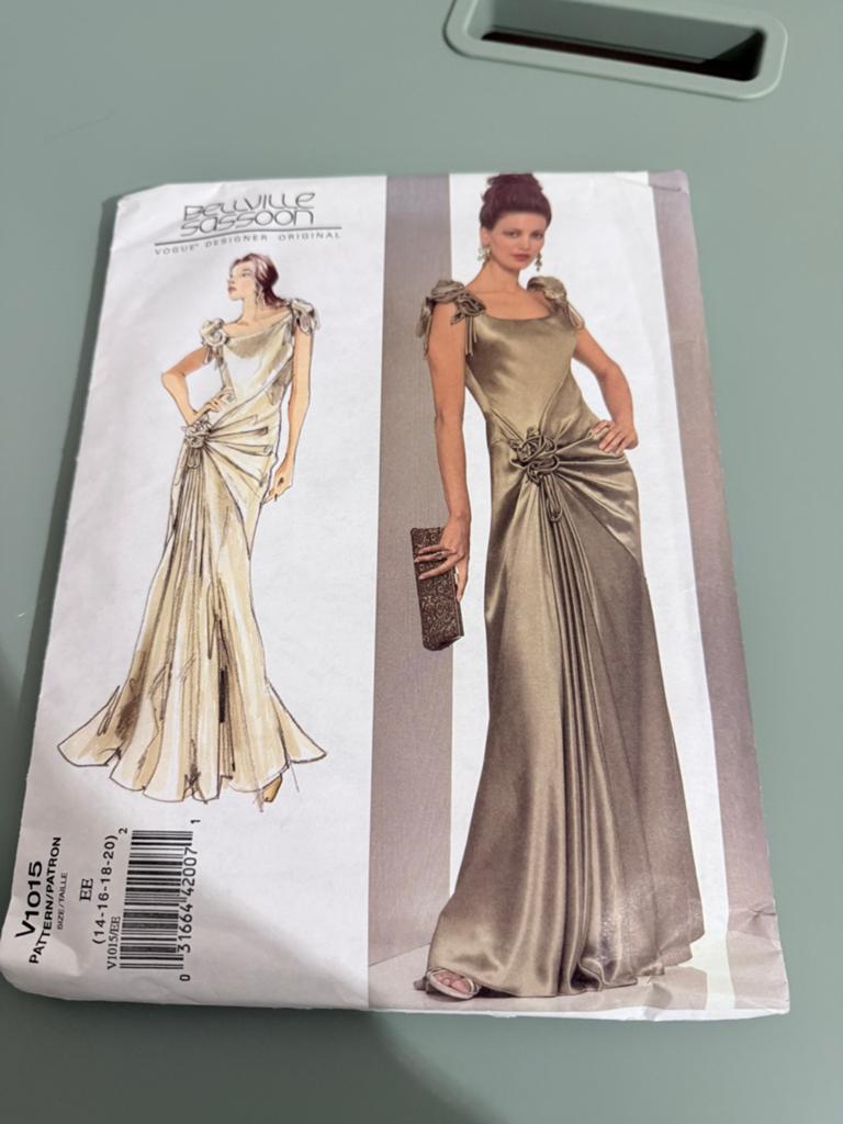 Bellville Sassoon Vogue V1015 lange avondjurk14 16 18 20, Ophalen of Verzenden, Nieuw, Vrouw, Overige merken