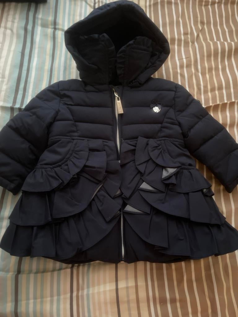 Donkerblauwe winterjas met ruches voor meisjes, Ophalen of Verzenden, Zo goed als nieuw, Meisje, Jasje