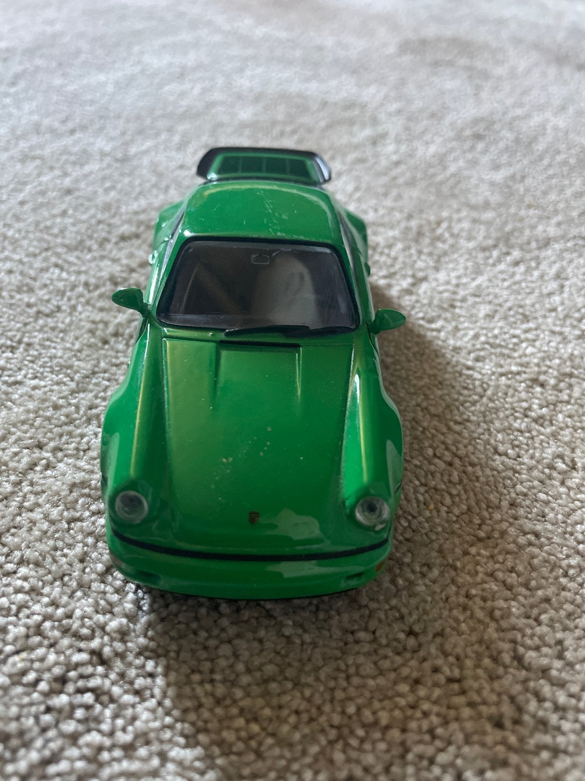Groene Porsche 911 Turbo modelauto - Gedetailleerd, Hobby en Vrije tijd, Modelauto's | 1:43, Ophalen, Gebruikt, Auto, Overige merken