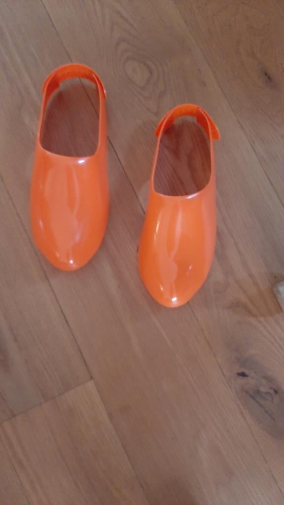Oranje Overzet Klompen - Perfect voor WK. Voetballen, Ophalen of Verzenden, Nieuw, Feestartikel, Oranje of Koningsdag