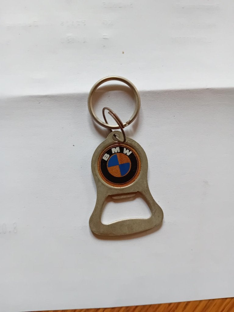 Oude BMW sleutelhanger met opener 5x4cm, Ophalen of Verzenden, Gebruikt, Merk
