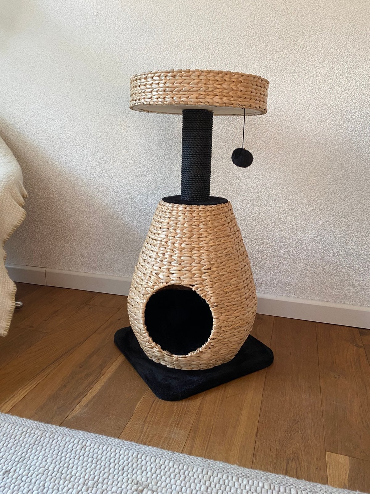 Mooie katten krabpaal/speeltoestel beige, Dieren en Toebehoren, Ophalen, Zo goed als nieuw, Krabpaal