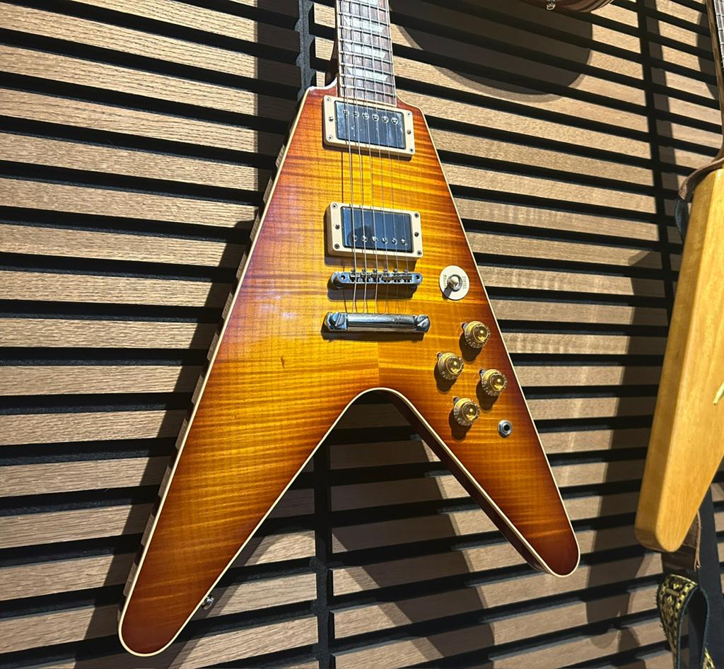Gibson Flying V Custom Shop - AAAA Maple top, Ophalen of Verzenden, Zo goed als nieuw, Solid body, Gibson