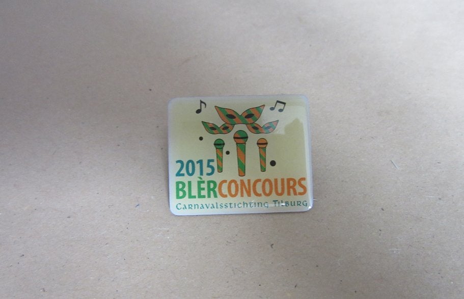 Carnavals stichting Tilburg pin blerconcours 2015, Verzenden, Zo goed als nieuw, Overige onderwerpen