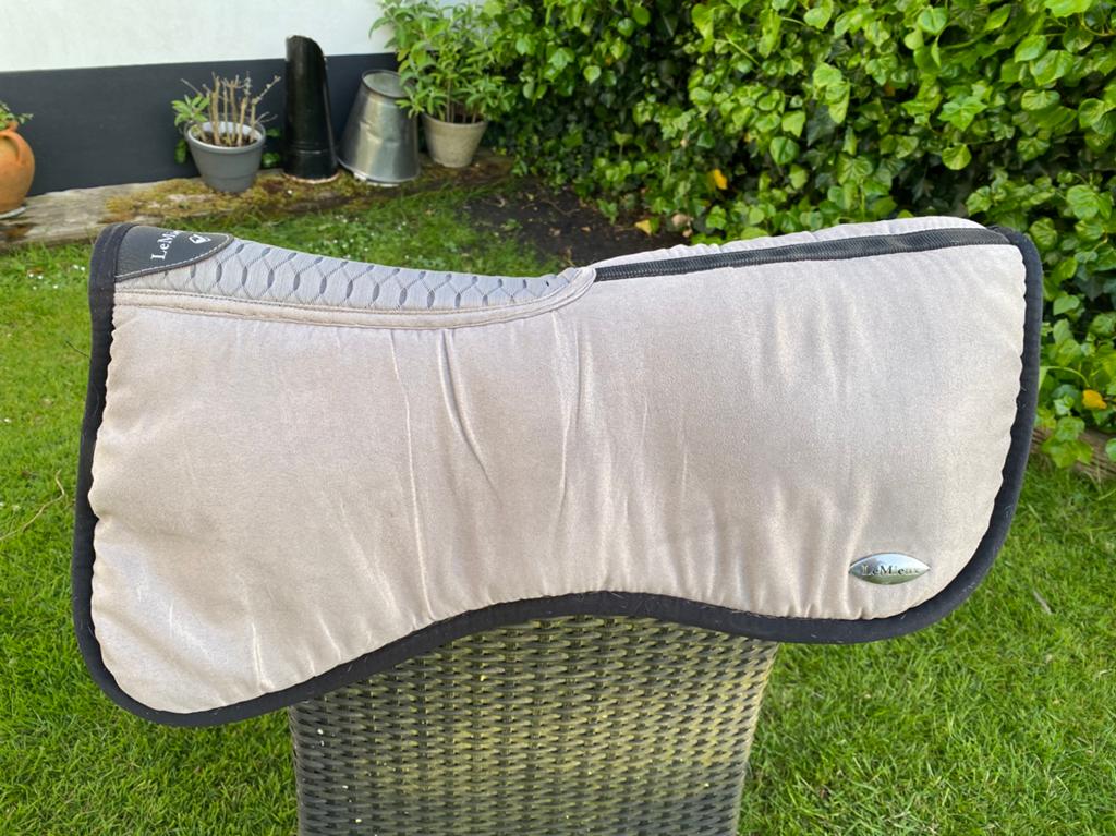 Lemieux zadelpad / zadelonderlegger memory foam, Full (L), Schokabsorberend, Gebruikt, Ophalen of Verzenden