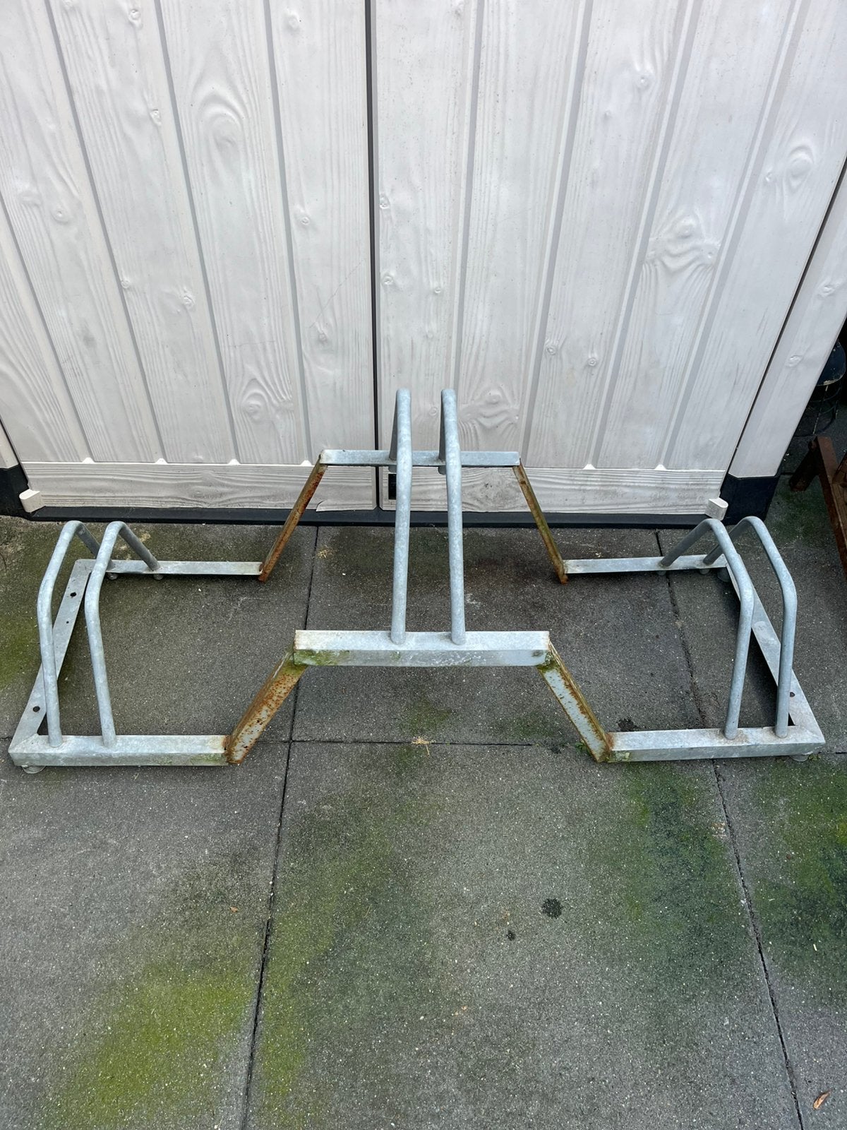 Te koop een fietsenrek metaal voor 3 fietsen, Ophalen, Gebruikt