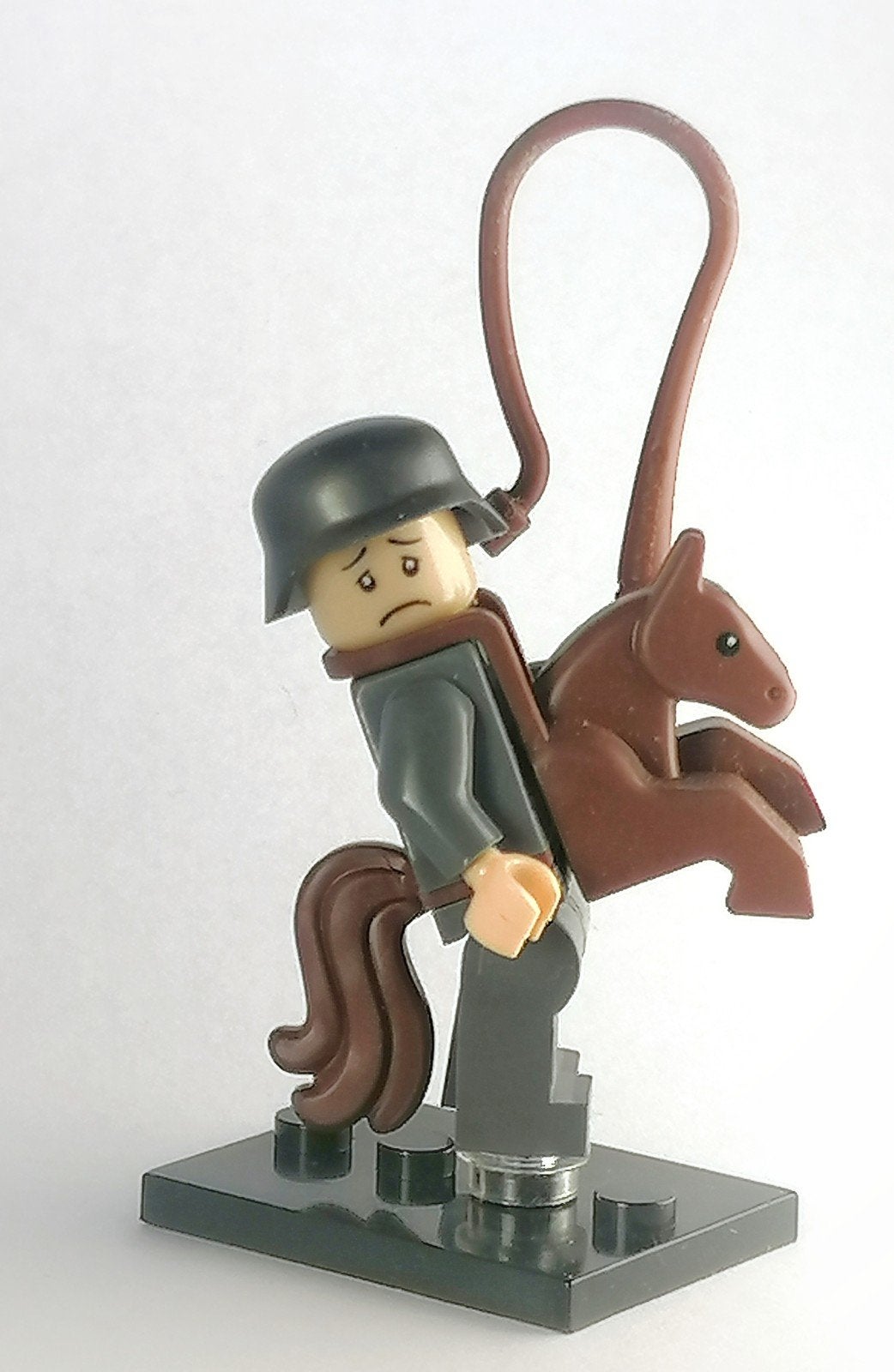 WW2 minifiguur Duitse soldaat Paard € 4,00, Ophalen of Verzenden, Zo goed als nieuw