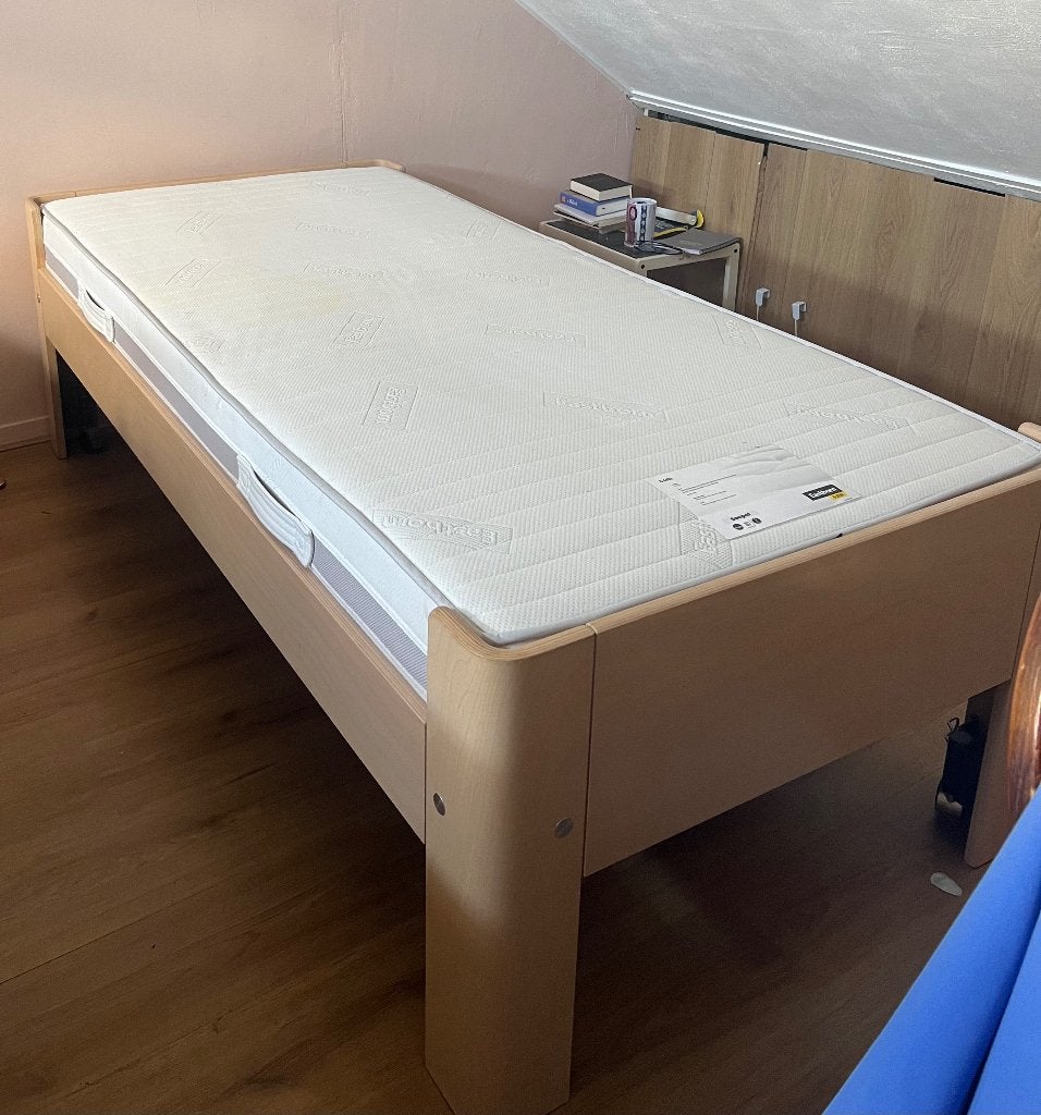 Eenpersoonsbed, Ophalen, Gebruikt, 90 cm, Eenpersoons