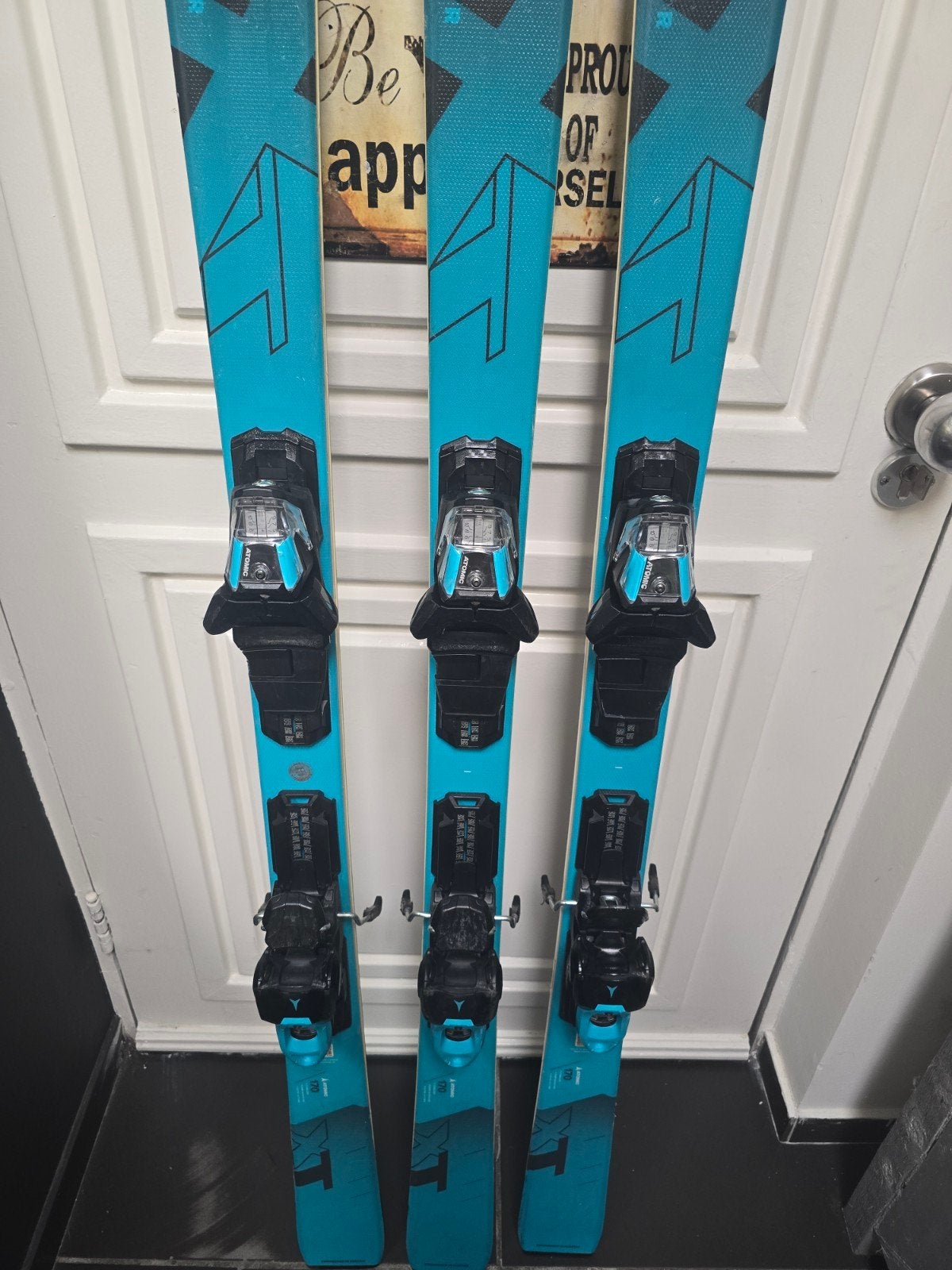 170cm 25/26 ATOMIC REDSTER XT NP650€ woodcore titanium, 160 tot 180 cm, Ophalen of Verzenden, Zo goed als nieuw, Carve