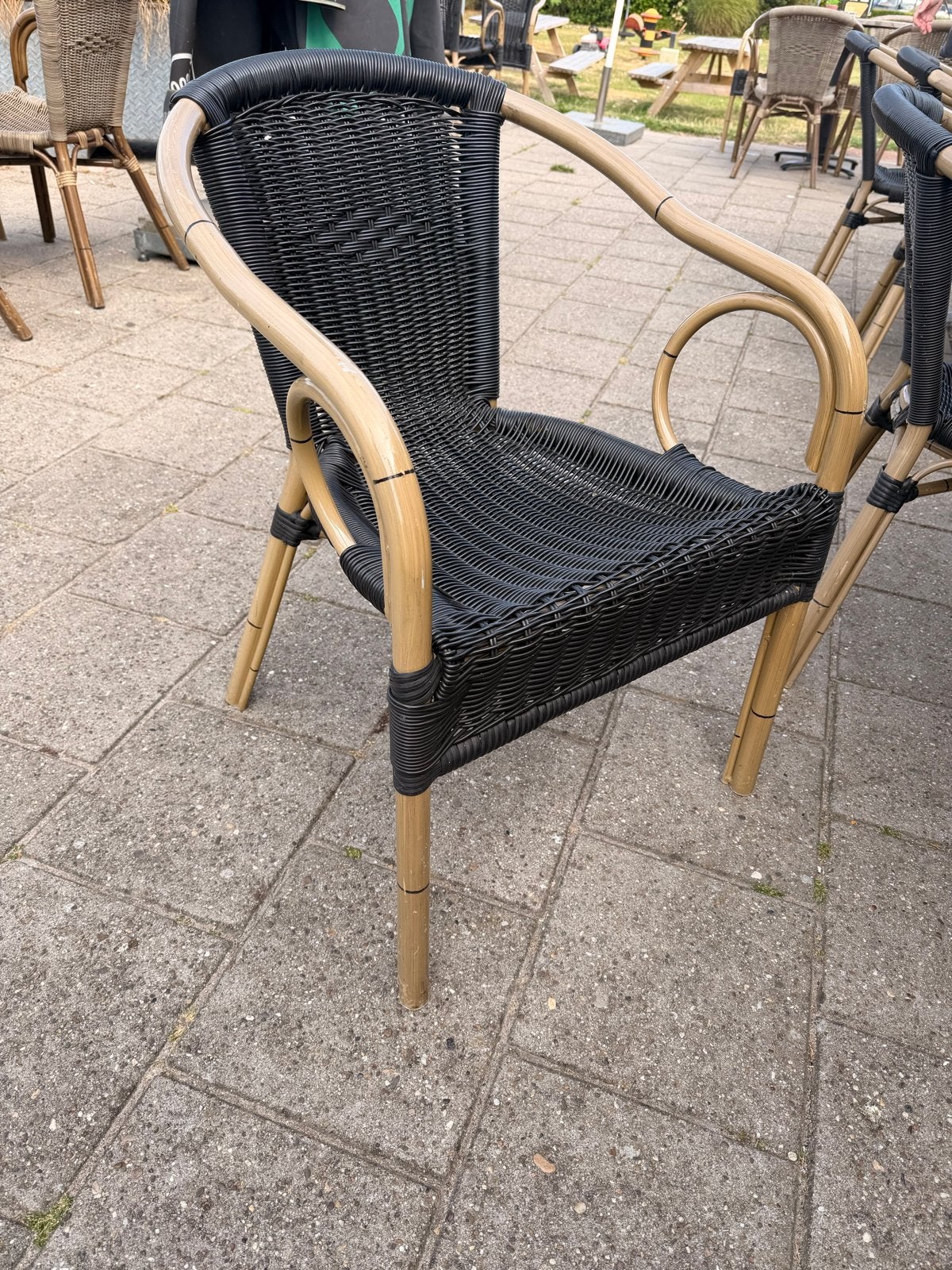 Zwarte rotan stoel met bamboe look frame horeca terras, Ophalen, Gebruikt, Zwart, Riet of Rotan