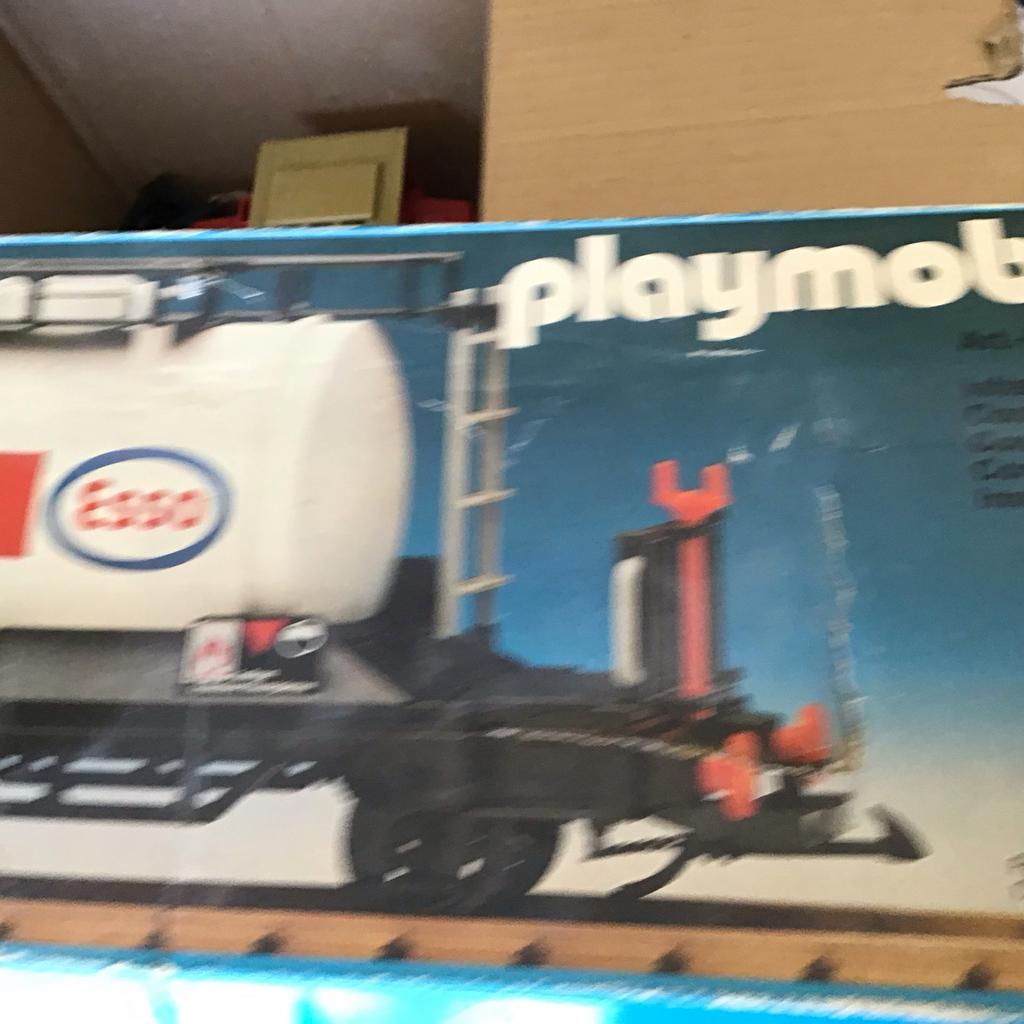 Playmobil Trein Wagons (Esso Tankwagon & Gesloten Wagon), Gebruikt, Gelijkstroom of Wisselstroom, Wagon, Ophalen