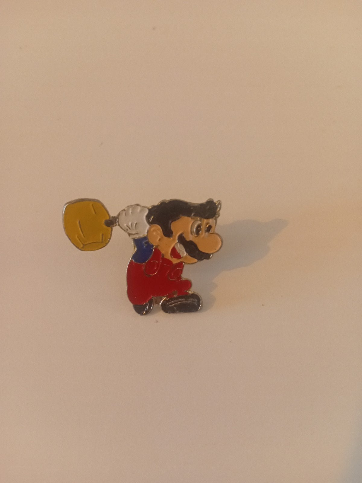 Nintendo Mario met halter speldje/pin, Ophalen of Verzenden