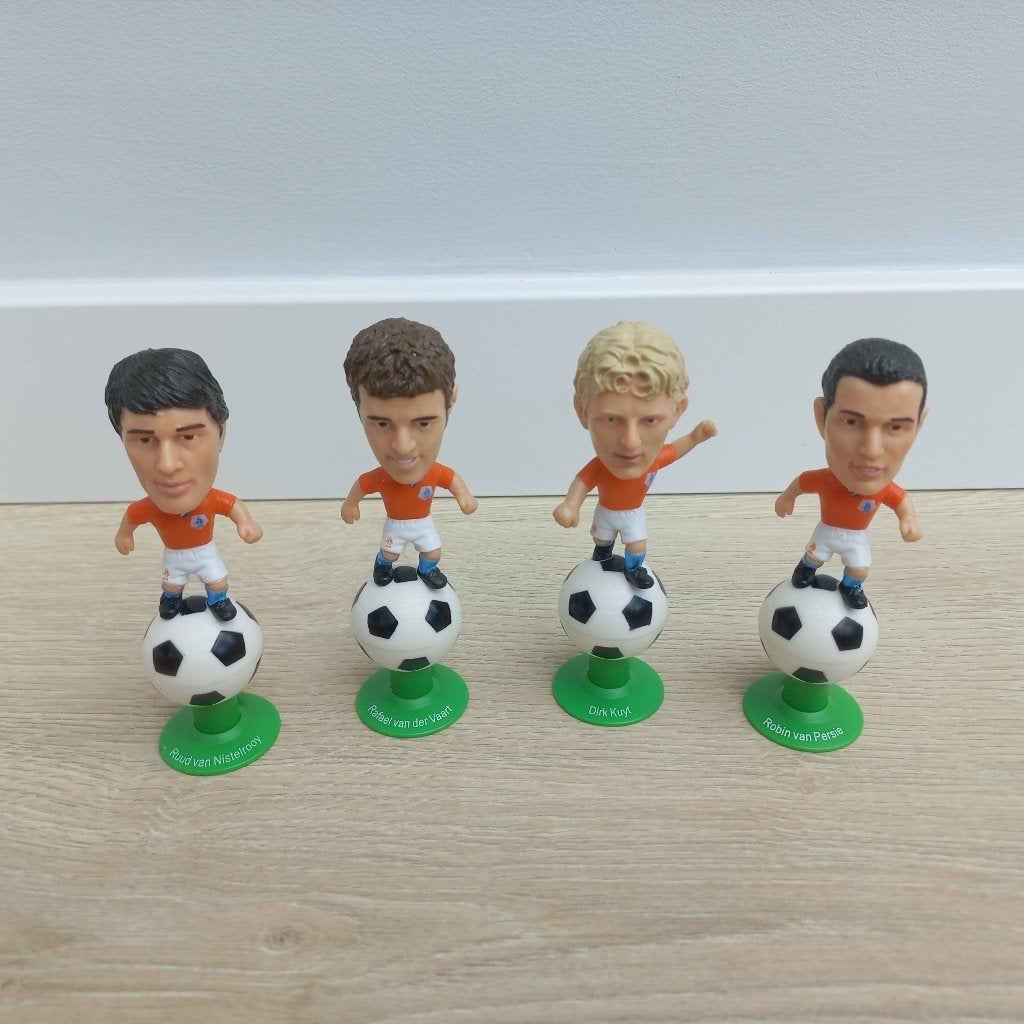 4 EK 2008 poppetjes o.a. Kuyt, van Persie, v/d Vaart., Ophalen of Verzenden, Zo goed als nieuw, Overige binnenlandse clubs, Beeldje of Poppetje