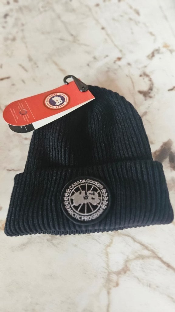Canada goose beanie zwart, Kleding | Heren, Mutsen, Sjaals en Handschoenen, Onbekend, Nieuw, Overige maten, Ophalen of Verzenden