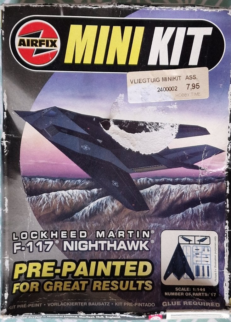 F-117 Night Hawk 1/144 Airfix, Pre Painted model, Overige merken, 1:72 tot 1:144, Nieuw, Ophalen of Verzenden