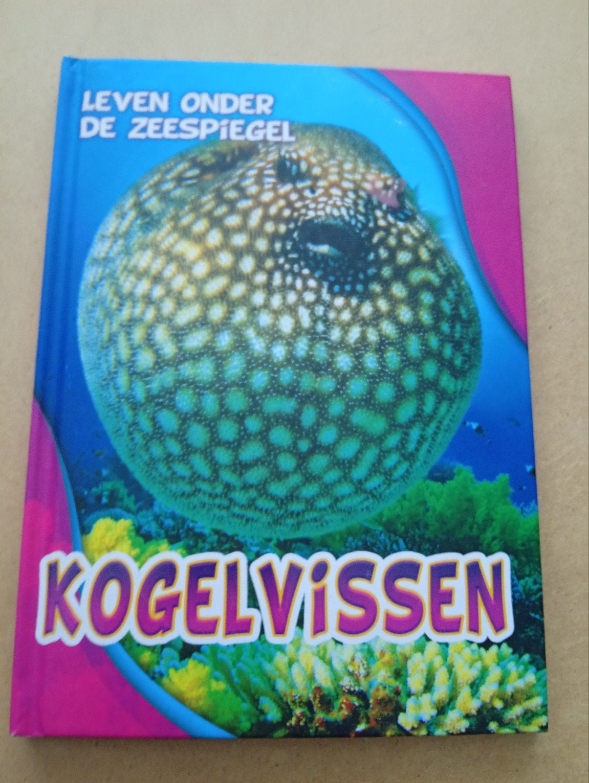 Kogelvissen - Leven onder de zeespiegel, Onbekend, Ophalen of Verzenden, Zo goed als nieuw, Overige onderwerpen