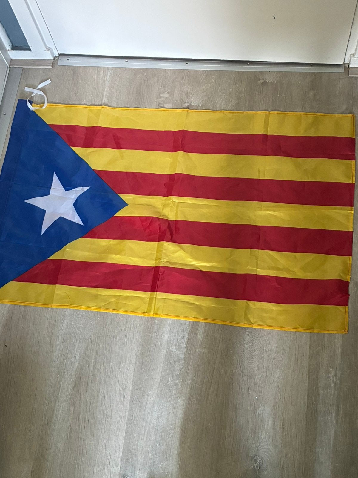 Estelada Blava, Ophalen of Verzenden, Zo goed als nieuw