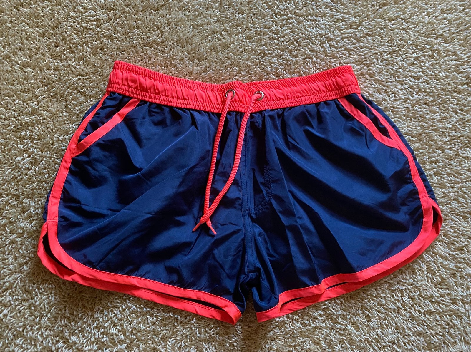 korte broek/Short blauw navy/Fluor roze mt. Xs, Ophalen of Verzenden, Zo goed als nieuw, Blauw, Zwembroek of Short