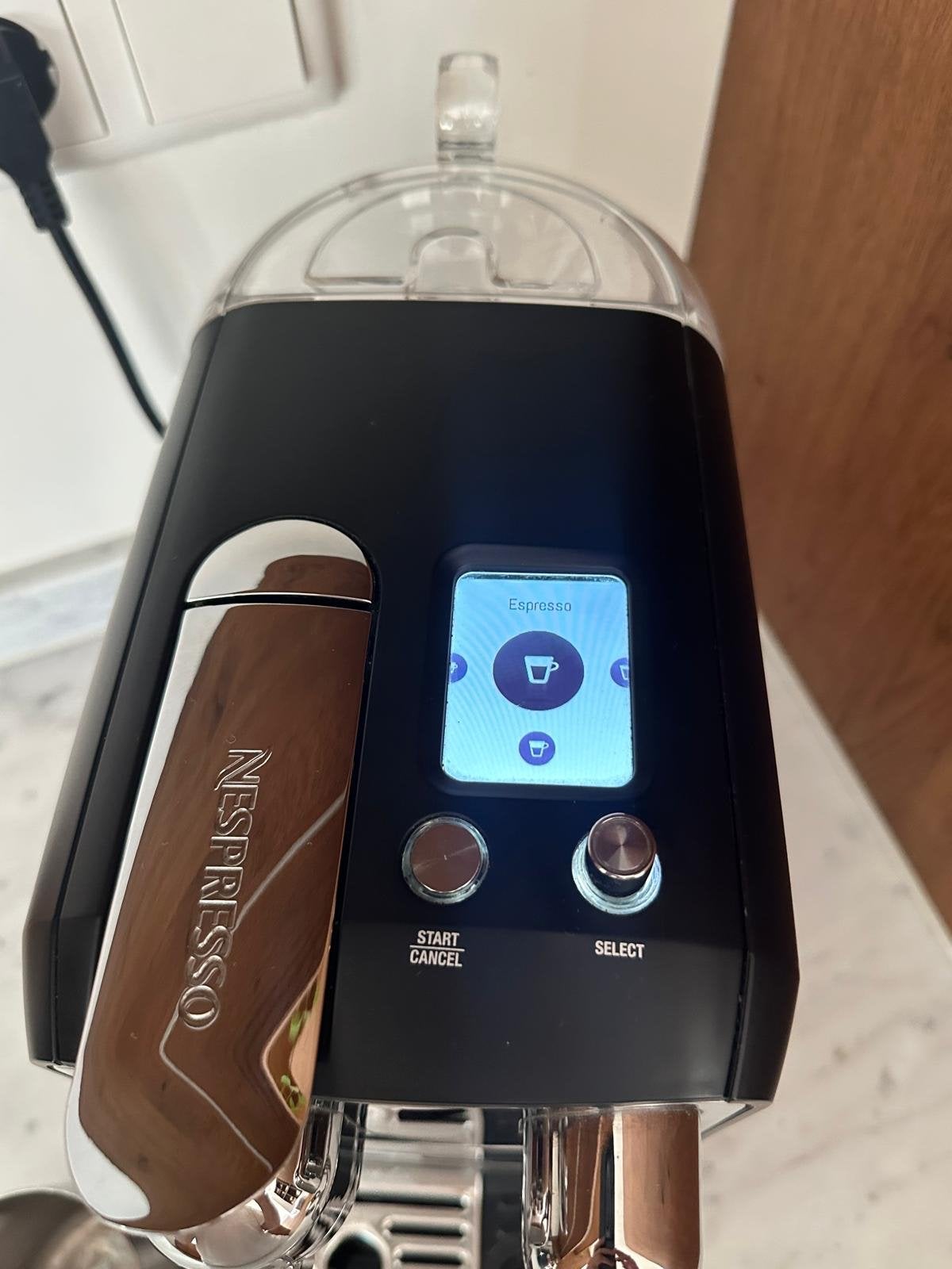 Nespresso Sage Creatista Plus - Zwart, Witgoed en Apparatuur, Gebruikt, Espresso apparaat, Ophalen of Verzenden, 1 kopje
