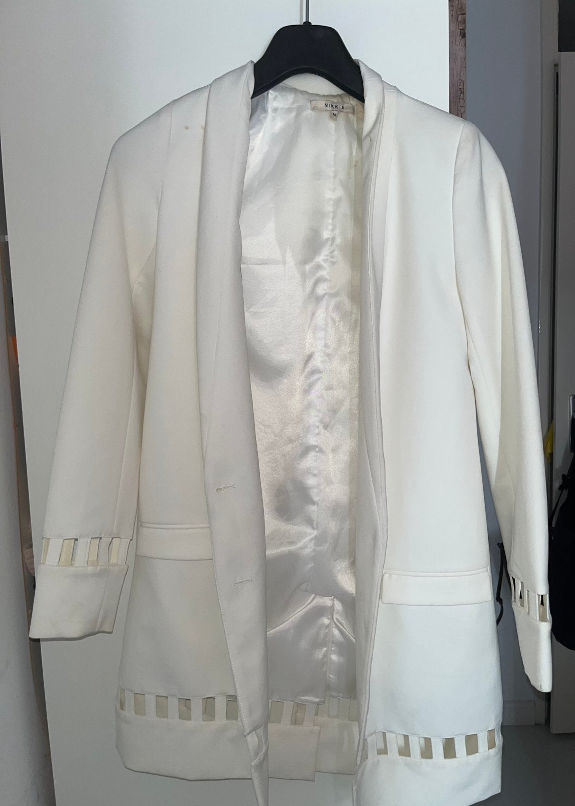 Blazer (gebroken) wit NIKKIE, Wit, Ophalen of Verzenden, Zo goed als nieuw, Jasje