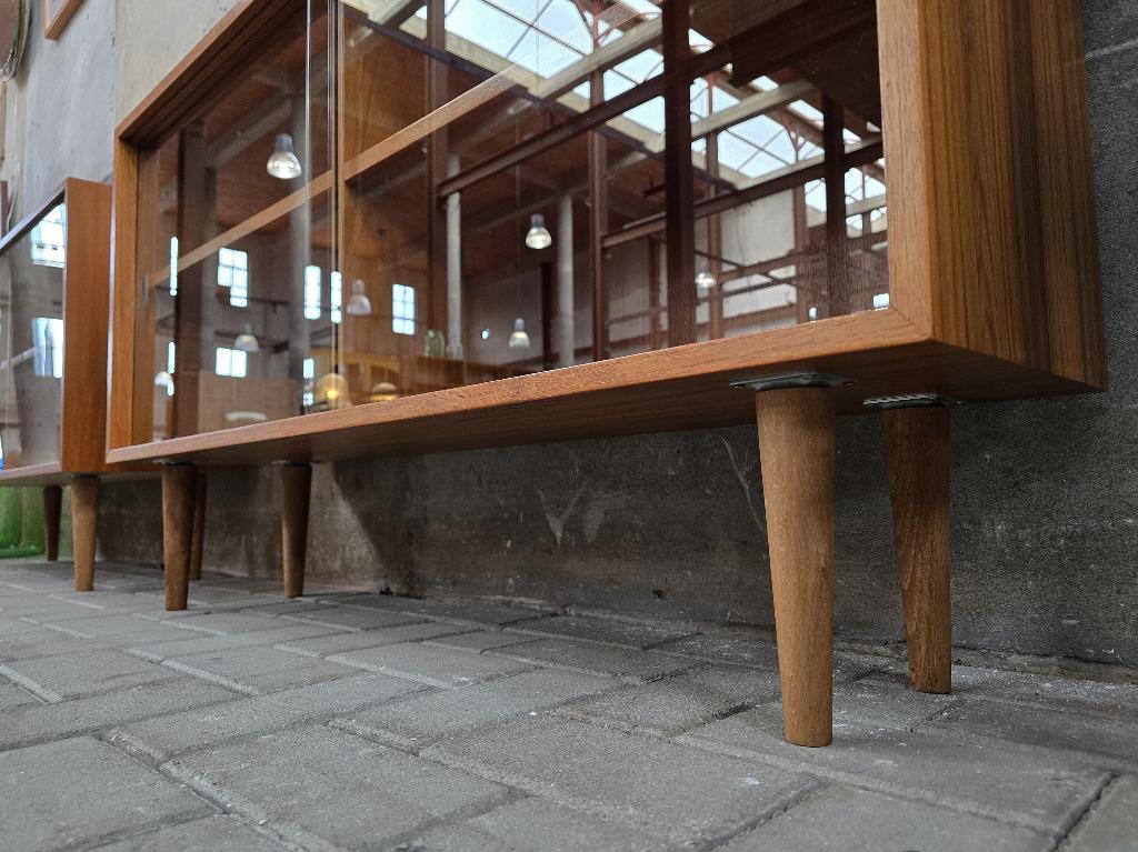 Mid Century Teak Dressoir Lowboard Vintage Lage Vitrine Kast, Huis en Inrichting, Kasten | Dressoirs, 100 tot 150 cm, Ophalen of Verzenden