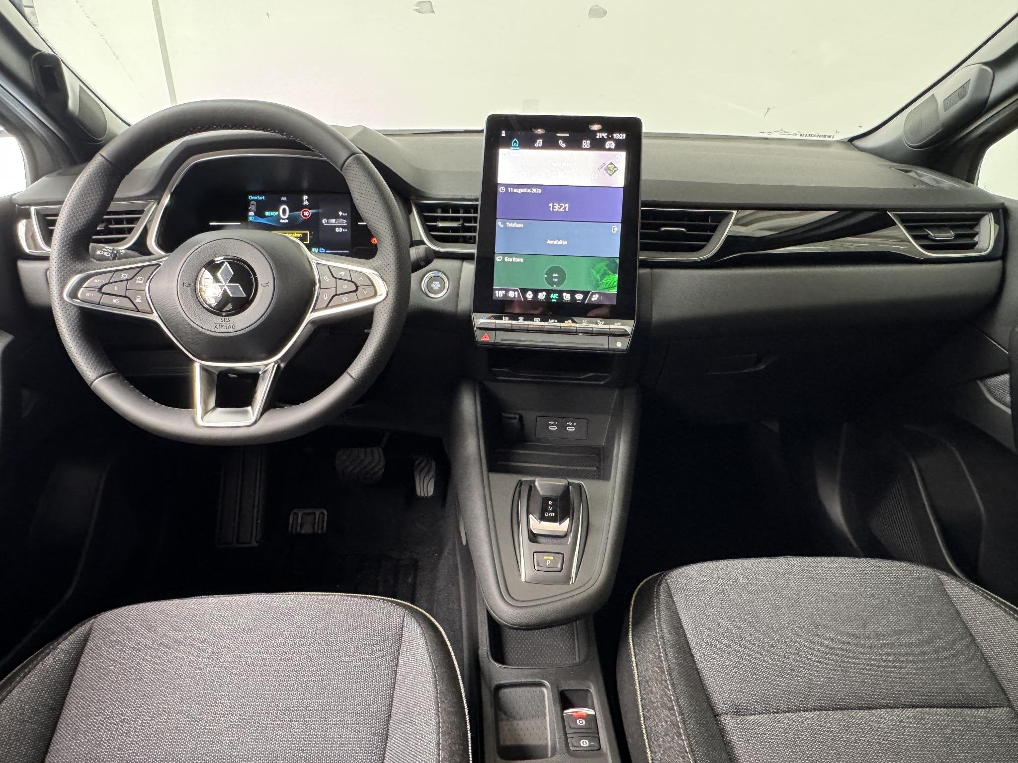 Mitsubishi Grandis 1.8 HEV Intense+ NIEUW UIT VOORRAAD LEVER, Auto's, 1789 cc, Met garantie (alle), Leder en Stof, Bedrijf