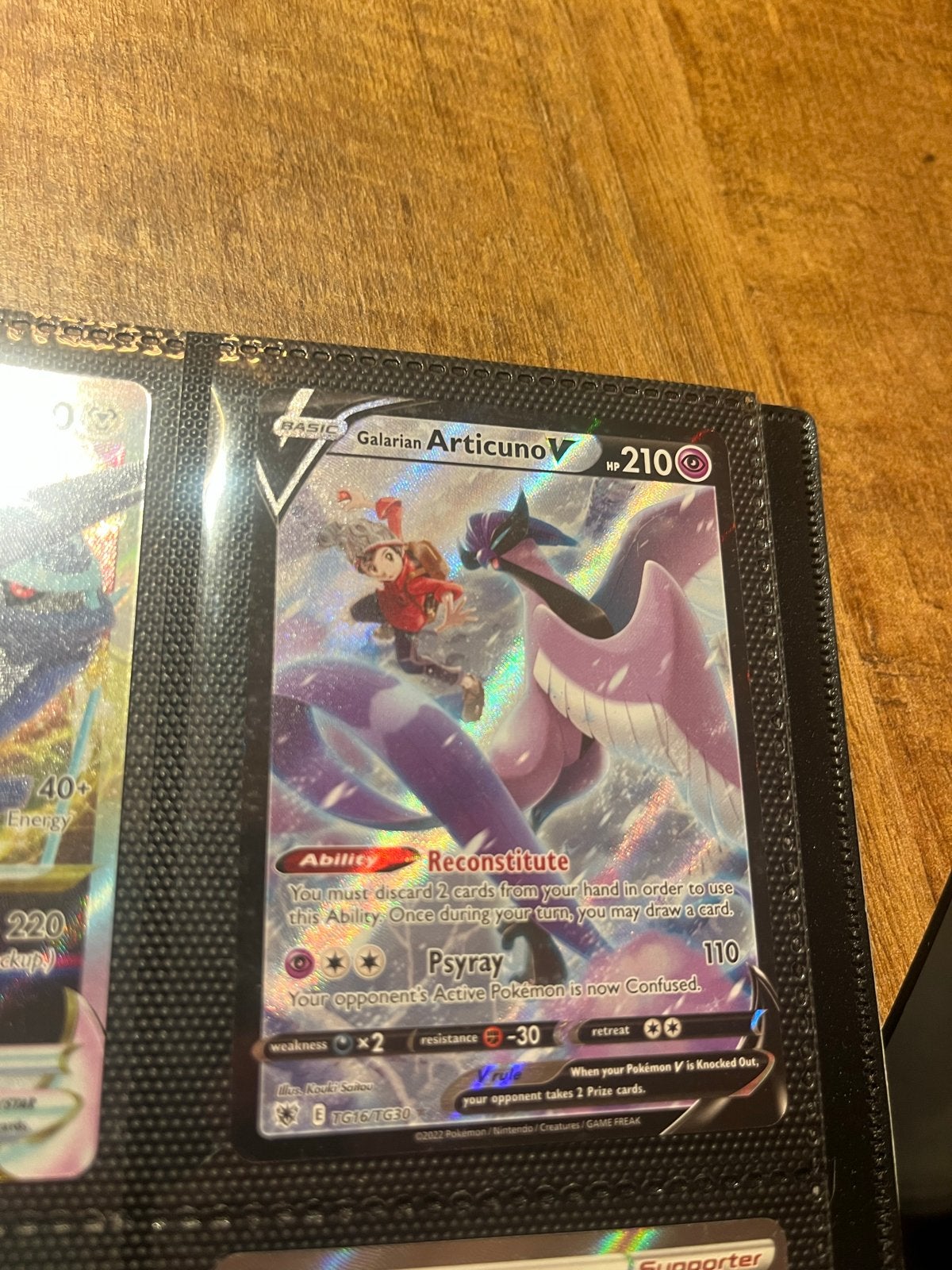 Galarian Articuno V (TG16/TG30), Ophalen of Verzenden, Zo goed als nieuw, Losse kaart