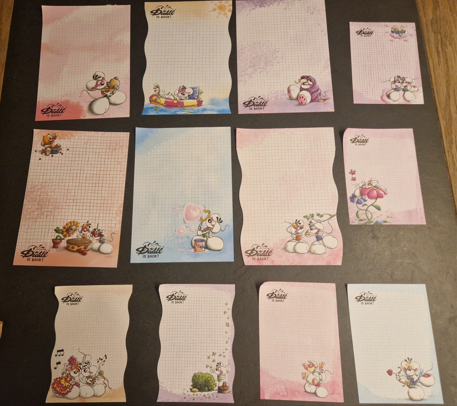 Set 12 Diddl blaadjes, Verzenden, Diddl, Zo goed als nieuw, Papier, Kaart of Schrift