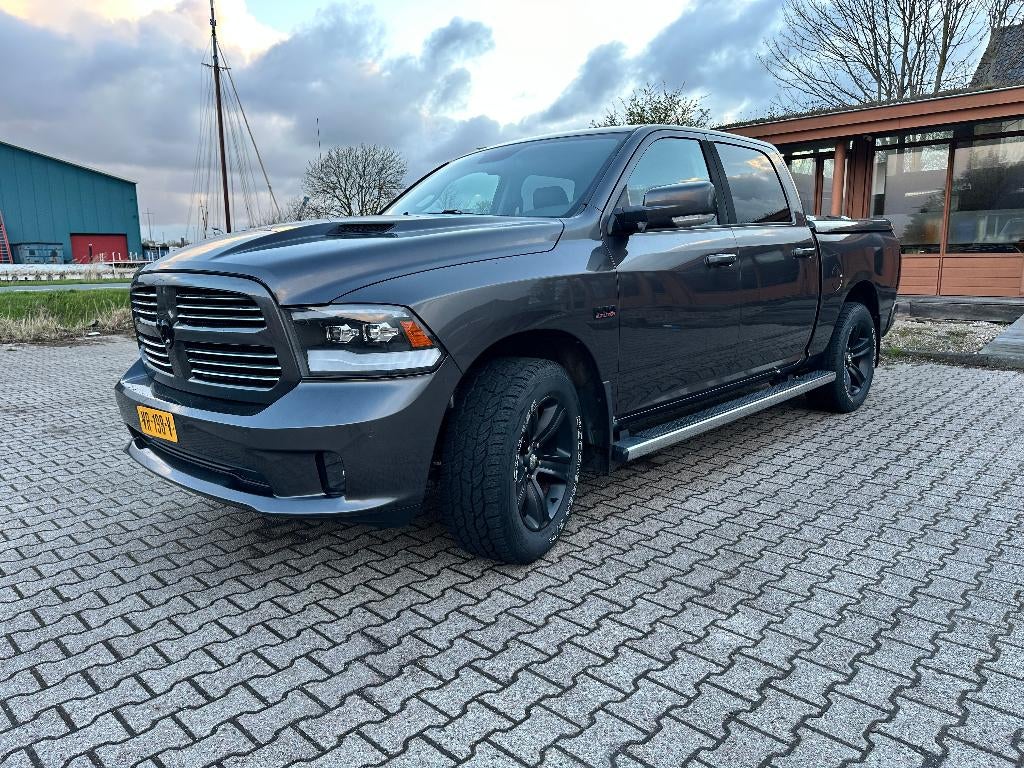 RAM 1500 RAM 1500 2015, Automaat, 460 pk, 5654 cc, Zwart