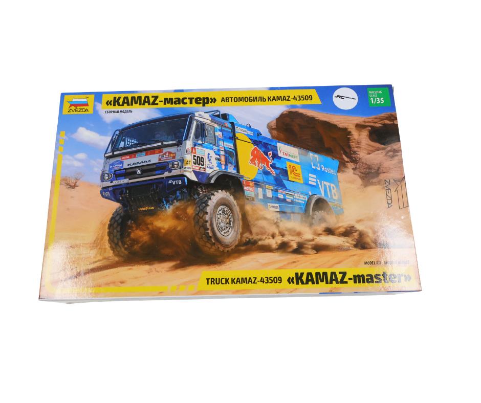 Kamaz rallye truck Red Bull 1/35 ZVZ-3657