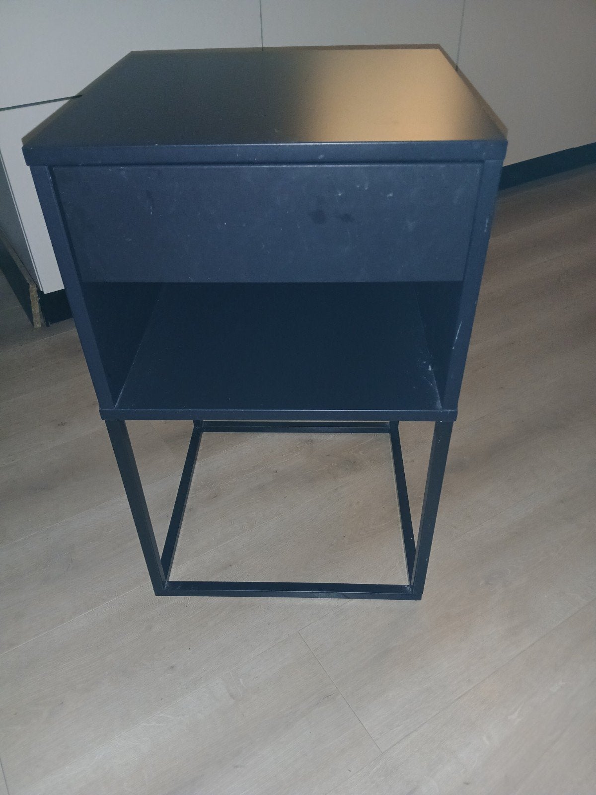Ikea nachtkastjes vikhammer, Ophalen