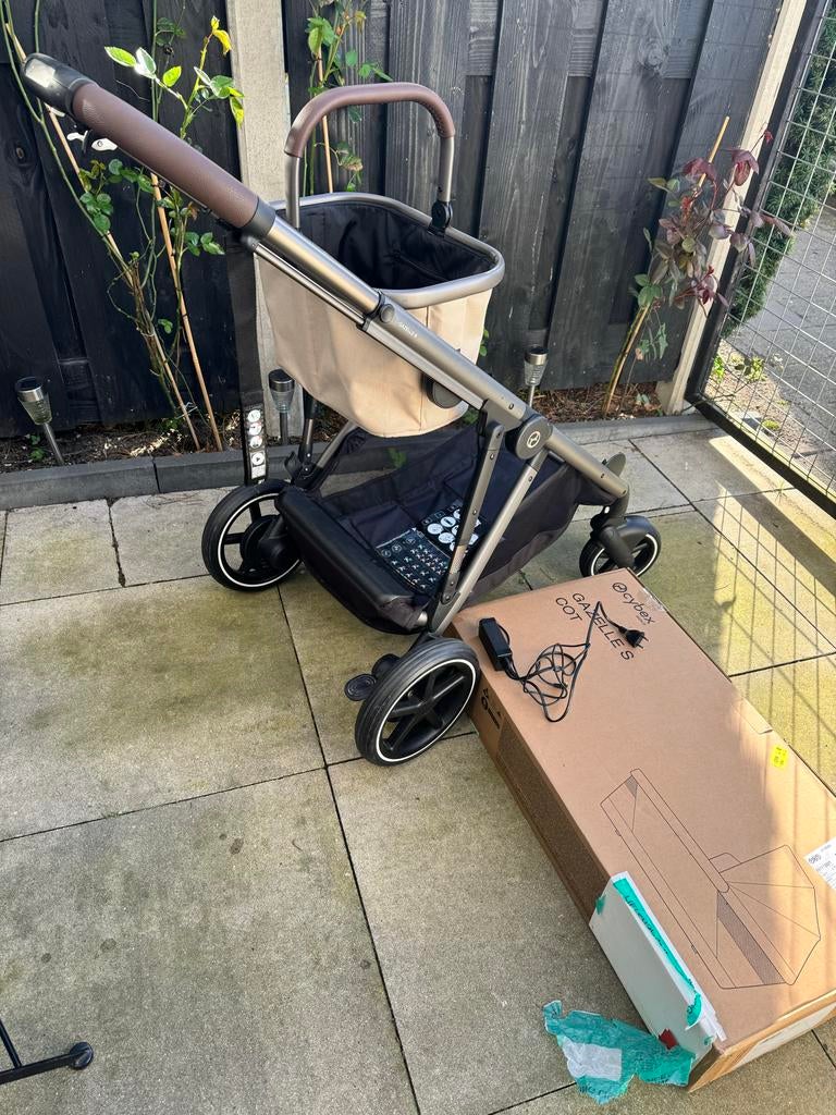 Cybex E- Gazelle S Duo Elektrische Wagen Almond Beige, Kinderen en Baby's, Kinderwagens en Combinaties, Nieuw, Duowagen, Combiwagen