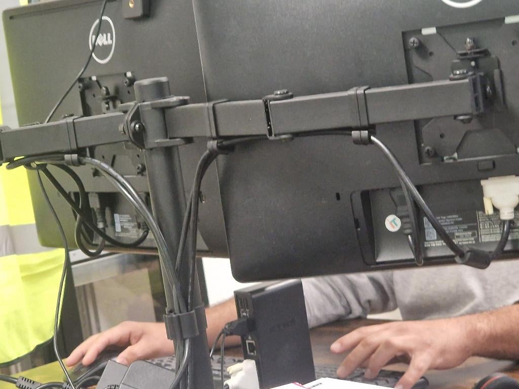 Dubbele beeldscherm bureau monitor arm/standaard VESA, Ophalen of Verzenden, Zo goed als nieuw