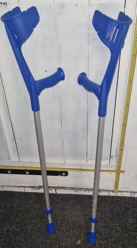 Krukken / loopkrukken - Verstelbaar, blauw, Ophalen, Gebruikt