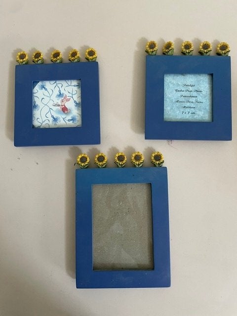 3 x blauw houten fotolijstje met zonnebloemen decoratie., Ophalen, Hout, Overige typen, Zo goed als nieuw