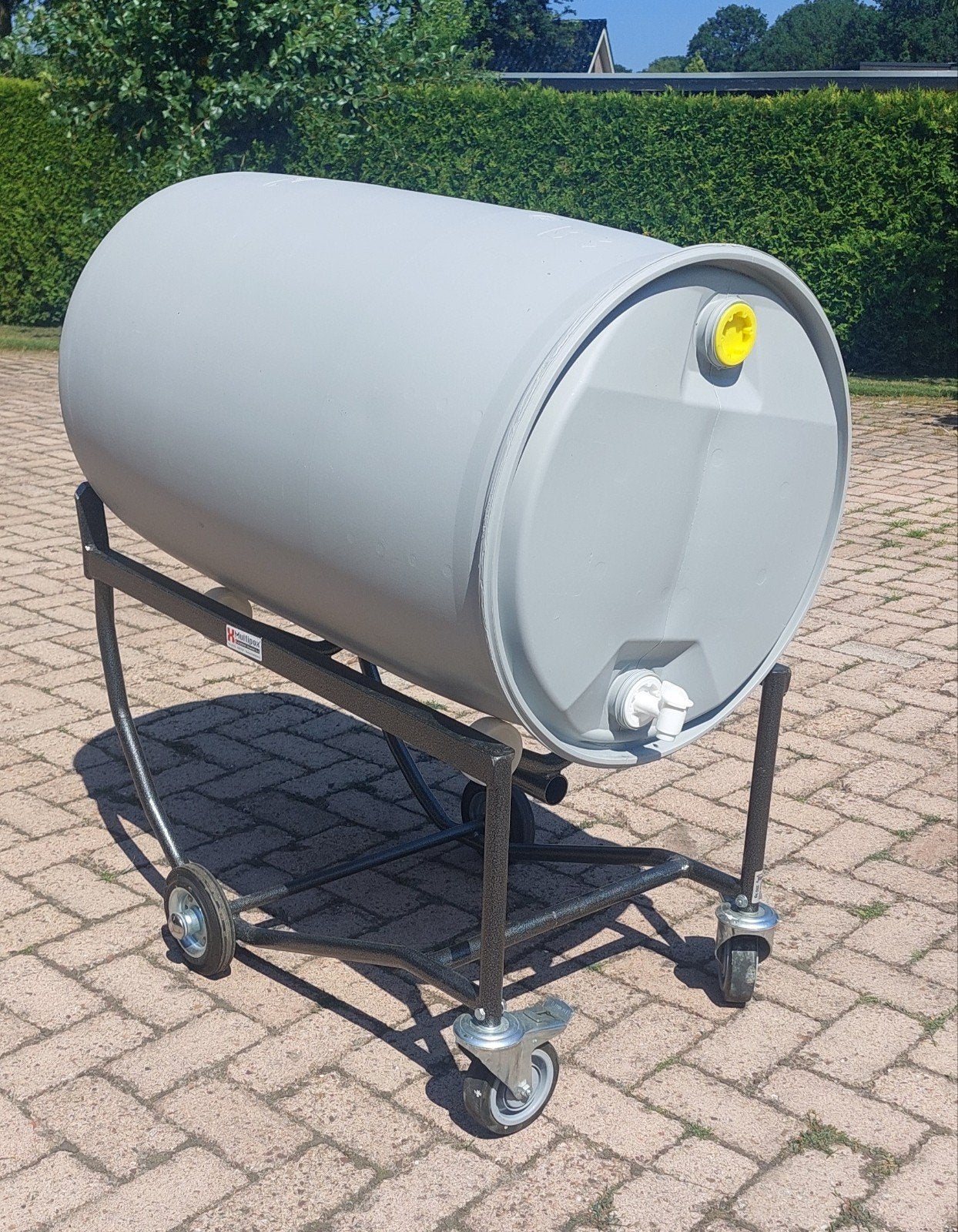 200L Waterton met Kraan op Verrijdbare Kantelbok, Ophalen, Kunststof, Gebruikt, Met kraantje