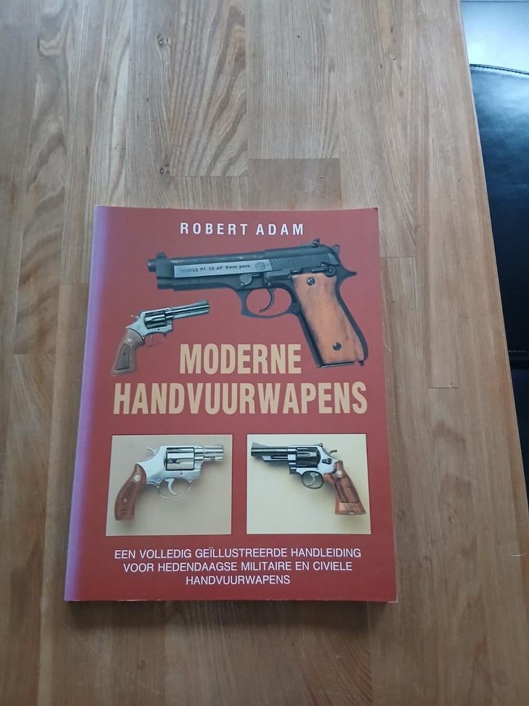 Moderne handvuurwapens, Boeken, Ophalen of Verzenden
