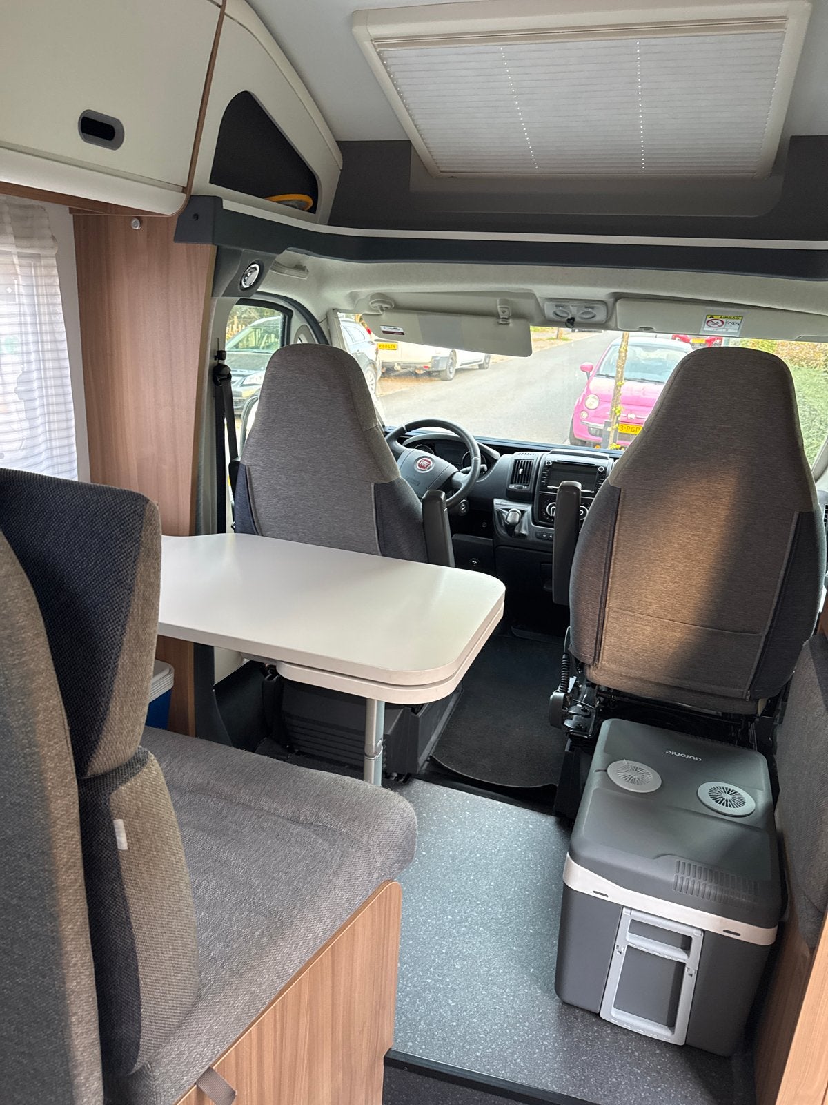 Foto 9 van Sun Living Camperbus - Compact en Compleet