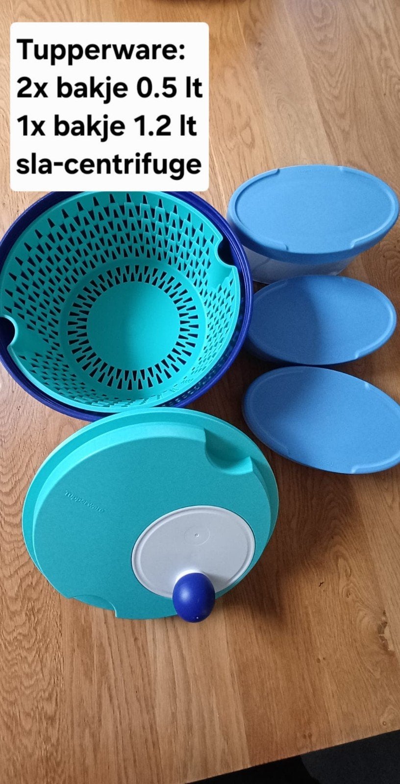 Tupperware : Sla centrifuge met 3tal bakjes, Ophalen of Verzenden, Zo goed als nieuw, Blauw, Bak of Kom