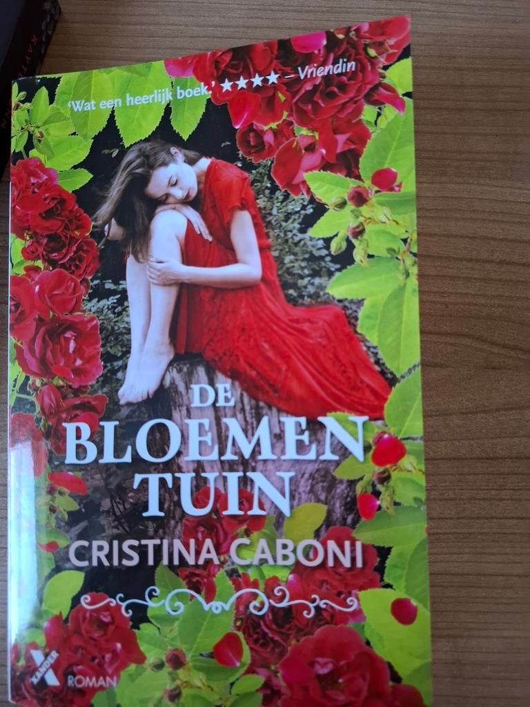 De Bloementuin - Cristina Caboni (Roman), Boeken, Romans, Zo goed als nieuw, Europa overig, Ophalen of Verzenden